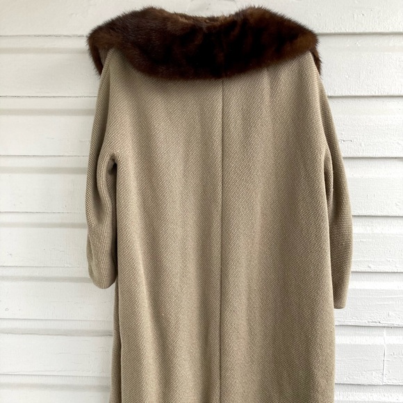 1960s vintage mink collar wool coat - Picture 2 of 7